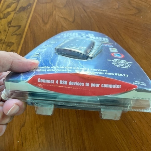 NIB CyberPower USB 2.0 4‎ Port Hub With Power Adapter CP-H420  C6 (U) - Picture 2 of 4